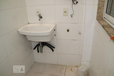 Casa de condomínio para alugar com 70m², 2 quartos e 1 vagaÁrea de Serviço