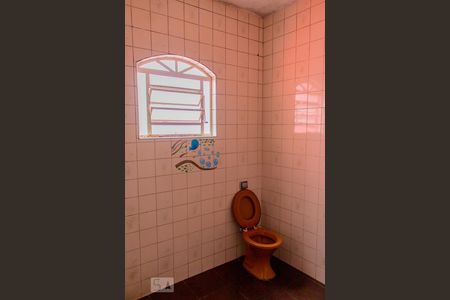 Casa à venda com 160m², 3 quartos e 2 vagas Casa à venda com 160m², 3 quartos e 2 vagasBanheiro 2