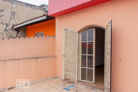Casa à venda com 160m², 3 quartos e 2 vagas Casa à venda com 160m², 3 quartos e 2 vagasVaranda da Suíte