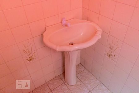 Pia de casa à venda com 3 quartos, 160m² em Vila Linda, Santo André