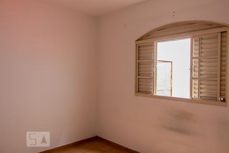 Casa à venda com 160m², 3 quartos e 2 vagas Casa à venda com 160m², 3 quartos e 2 vagasQuarto 2