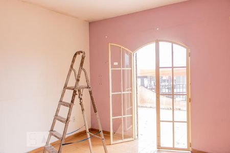 Casa à venda com 160m², 3 quartos e 2 vagas Casa à venda com 160m², 3 quartos e 2 vagasSuíte