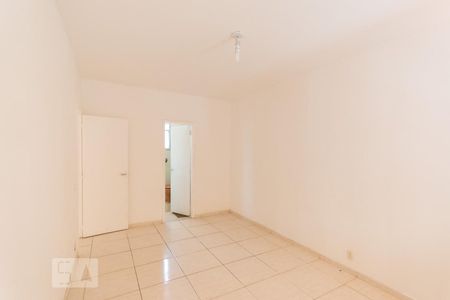 Apartamento à venda com 90m², 2 quartos e 1 vagaSuíte