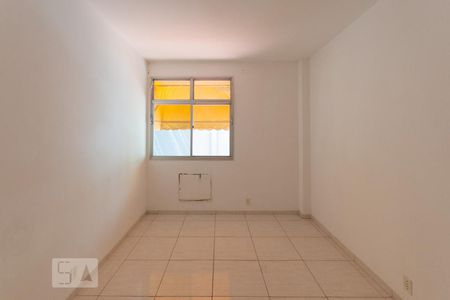 Apartamento à venda com 90m², 2 quartos e 1 vagaQuarto
