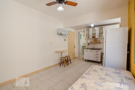 Kitnet de kitnet/studio para alugar com 1 quarto, 22m² em Centro Histórico, Porto Alegre