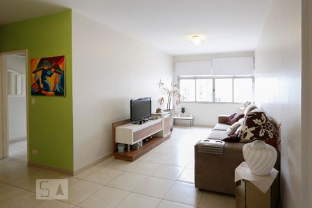 Sala de apartamento para alugar com 2 quartos, 80m² em Vila Nova Conceição, São Paulo