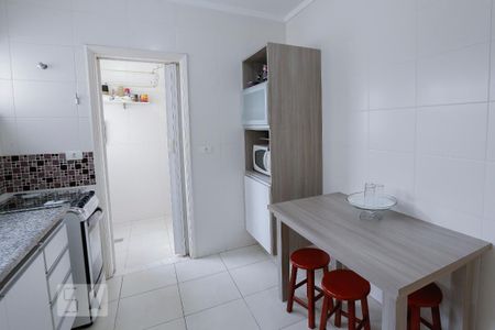 Apartamento para alugar com 80m², 2 quartos e 1 vaga Apartamento para alugar com 80m², 2 quartos e 1 vagaCozinha