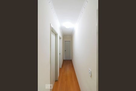 Corredor de apartamento à venda com 3 quartos, 97m² em Vila Bastos, Santo André