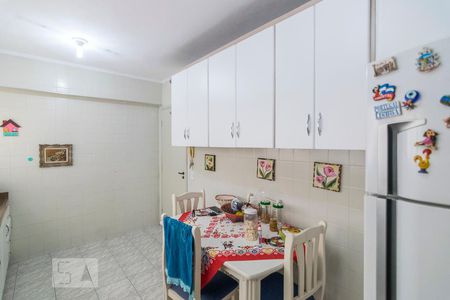 Apartamento à venda com 97m², 3 quartos e 2 vagasCozinha