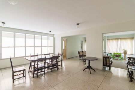 Apartamento à venda com 97m², 3 quartos e 2 vagasSalão de Festas