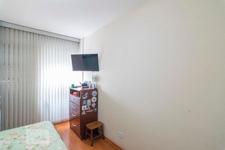 Apartamento à venda com 97m², 3 quartos e 2 vagasQuarto 2