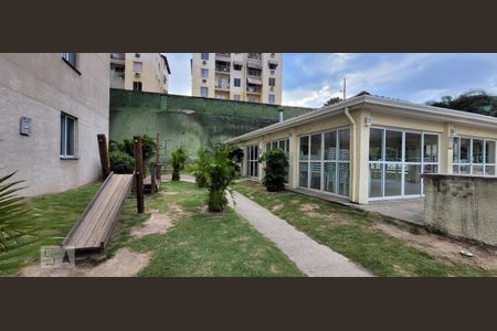 Apartamento para alugar com 65m², 2 quartos e 1 vaga Apartamento para alugar com 65m², 2 quartos e 1 vagaÁrea comum - Salão de festas