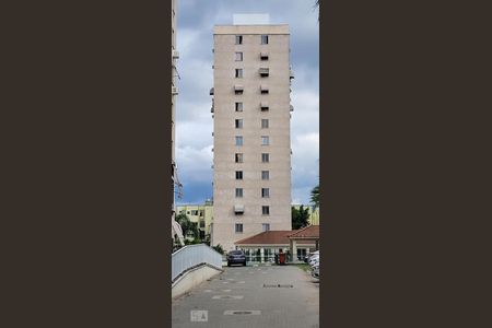 Apartamento para alugar com 65m², 2 quartos e 1 vaga Apartamento para alugar com 65m², 2 quartos e 1 vagaFachada do bloco