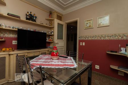 Apartamento para alugar com 260m², 4 quartos e 3 vagasCopa