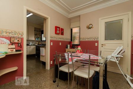 Apartamento para alugar com 260m², 4 quartos e 3 vagasCopa