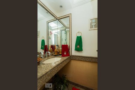 Apartamento para alugar com 260m², 4 quartos e 3 vagasLavabo