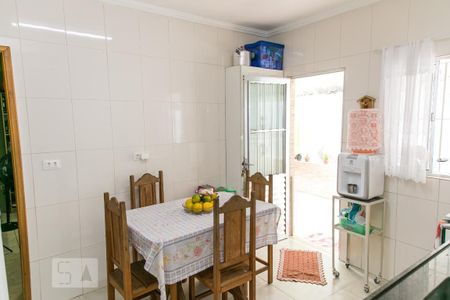 Casa à venda com 190m², 3 quartos e 2 vagasCozinha