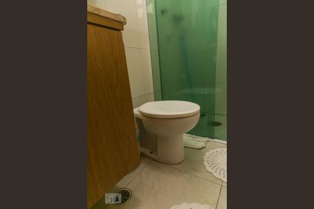 Casa à venda com 190m², 3 quartos e 2 vagasBanheiro