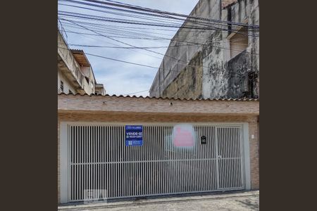 Casa à venda com 190m², 3 quartos e 2 vagasFachada