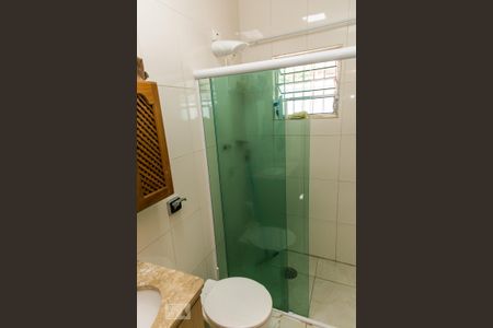 Casa à venda com 190m², 3 quartos e 2 vagasBanheiro