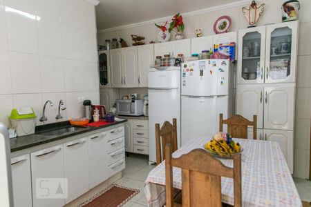 Casa à venda com 190m², 3 quartos e 2 vagasCozinha