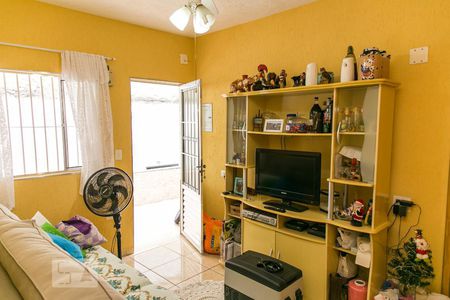 Sala de casa à venda com 3 quartos, 190m² em Parque Edu Chaves, São Paulo
