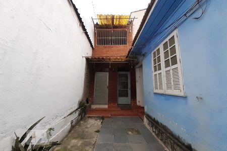 Casa de condomínio à venda com 75m², 2 quartos e sem vaga Casa de condomínio à venda com 75m², 2 quartos e sem vagaFachada