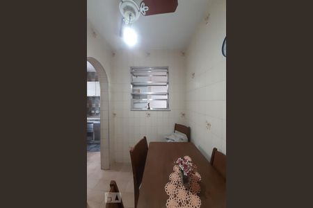 Casa de condomínio à venda com 75m², 2 quartos e sem vaga Casa de condomínio à venda com 75m², 2 quartos e sem vagaCopa