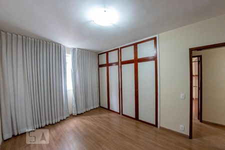 Apartamento para alugar com 150m², 4 quartos e 2 vagasQuarto Suíte