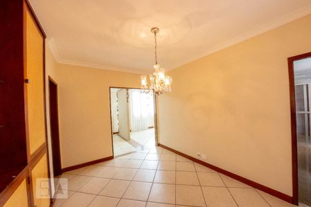 Apartamento para alugar com 150m², 4 quartos e 2 vagasCopa
