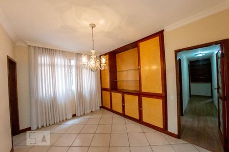 Apartamento para alugar com 150m², 4 quartos e 2 vagasCopa