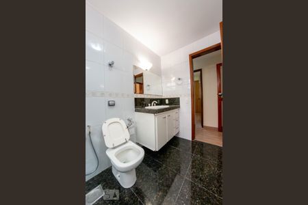 Apartamento para alugar com 150m², 4 quartos e 2 vagasBanheiro Social