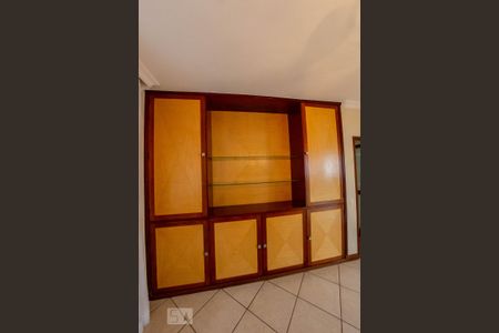 Apartamento para alugar com 150m², 4 quartos e 2 vagasCopa