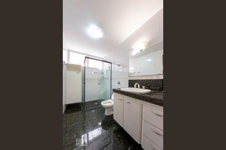 Apartamento para alugar com 150m², 4 quartos e 2 vagasBanheiro Social