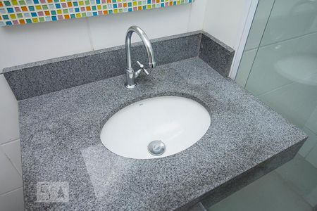 Apartamento para alugar com 31m², 1 quarto e sem vagaDetalhe banheiro