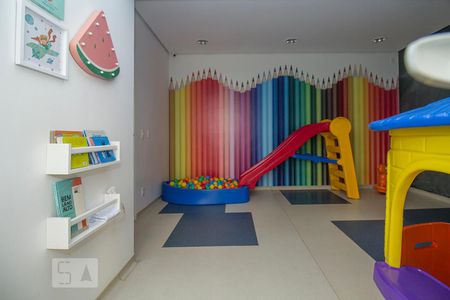 Apartamento para alugar com 31m², 1 quarto e sem vagaÁrea comum - Brinquedoteca