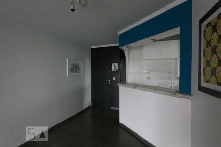 Sala de apartamento para alugar com 1 quarto, 40m² em Vila Suzana, São Paulo