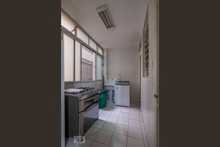 Apartamento à venda com 190m², 2 quartos e sem vagaÁrea de Serviço