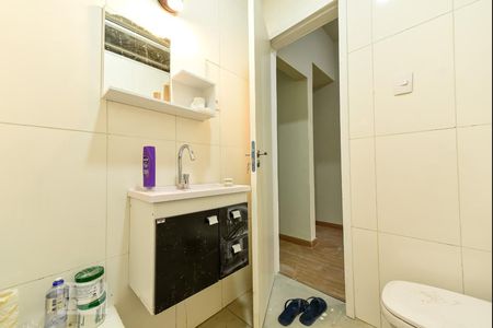Apartamento para alugar com 90m², 2 quartos e sem vagaBanheiro