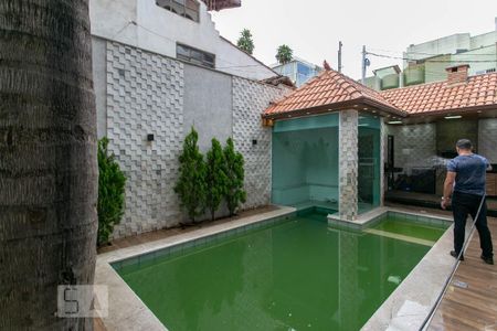 Casa para alugar com 600m², 5 quartos e sem vagaPiscina