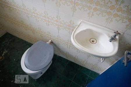 Casa à venda com 400m², 7 quartos e 2 vagasCasa 4 - Banheiro