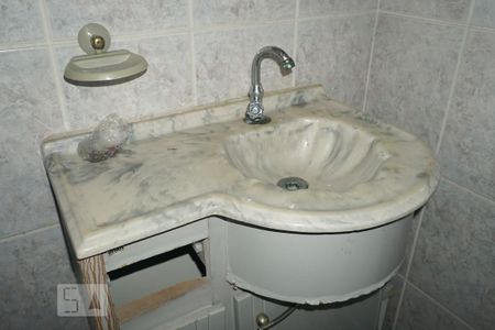 Casa à venda com 400m², 7 quartos e 2 vagasCasa 2 - Banheiro Social