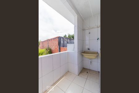Casa de condomínio à venda com 60m², 2 quartos e 1 vagaÁrea de Serviço