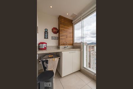 Apartamento para alugar com 47m², 1 quarto e 1 vagaVaranda