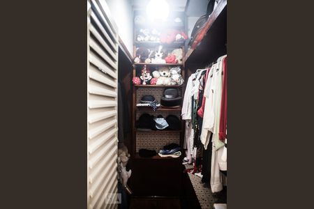 Apartamento à venda com 150m², 3 quartos e 1 vagaCloset do quarto