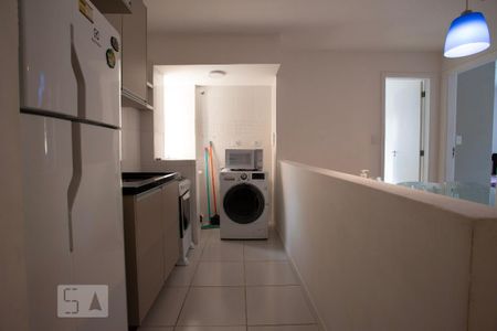 Apartamento para alugar com 47m², 2 quartos e 1 vaga Apartamento para alugar com 47m², 2 quartos e 1 vagaCozinha e Área de Serviço