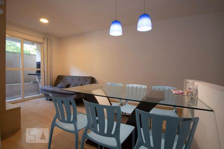 Apartamento para alugar com 47m², 2 quartos e 1 vaga Apartamento para alugar com 47m², 2 quartos e 1 vagaSala