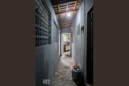 Casa para alugar com 70m², 2 quartos e 1 vagacorredor entrada