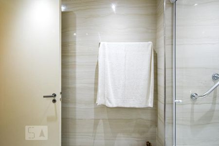 Apartamento à venda com 106m², 2 quartos e 1 vagaSuíte - Banheiro