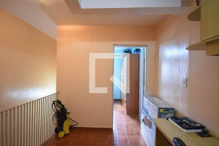 Casa à venda com 125m², 3 quartos e 1 vaga Casa à venda com 125m², 3 quartos e 1 vagaEscritório da edícula